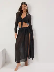 Trendyol V-Neck Long Sleeves Crop Top & Skirt