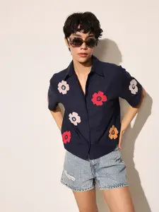 ONLY Women Spread Collar Floral Self Design Cotton Casual Shirt