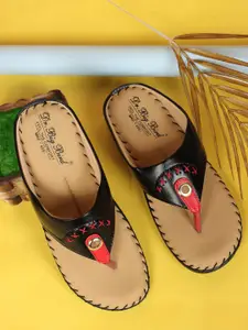 BIG BIRD FOOTWEAR Women Textured One Toe Flats