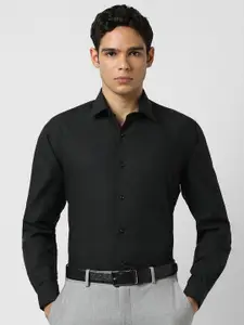 Van Heusen Men Spread Collar Textured Cotton Formal Shirt