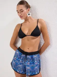 Trendyol Women Printed Mid-Rise Shorts