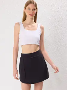 Trendyol Women Regular Fit High Rise Regular Shorts