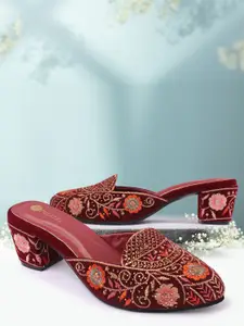 DIVASTRI Women Round Toe Block Heel Sandals