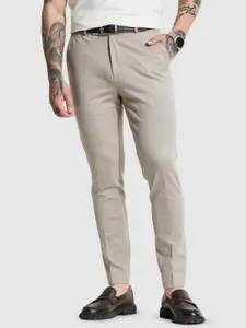 Snitch Men Off White Slim Fit Regular Trousers