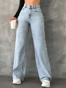 DressBerry Women Comfort Straight Fit High-Rise Light Fade Stretchable Jeans