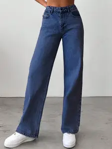 DressBerry Women Comfort Straight Fit High-Rise Light Fade Acid Wash Stretchable Jeans