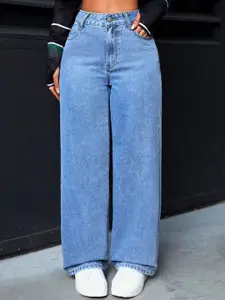 DressBerry Women Comfort Straight Fit High-Rise Light Fade Stretchable Jeans