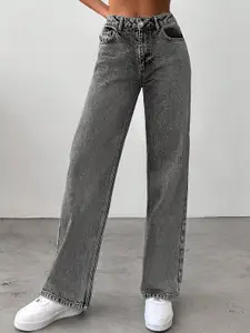 DressBerry Women Comfort Straight Fit High-Rise Light Fade Acid Wash Stretchable Jeans