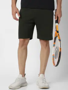 Van Heusen Flex Men Mid-Rise Slim Fit Knee Length Cotton Regular Shorts