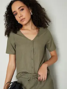 max Women V-Neck Top