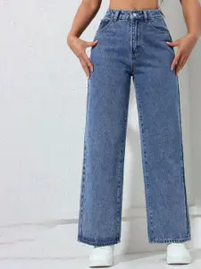 DressBerry Women Comfort Straight Fit High-Rise Light Fade Stretchable Jeans