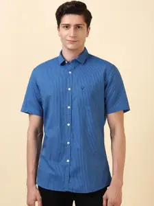 Allen Solly Men Custom Regular Fit Slim Collar Vertical Striped Cotton Casual Shirt