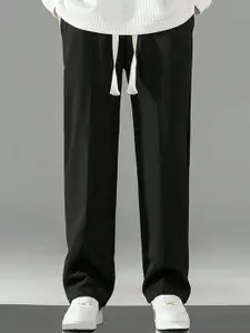 SAKHWALA Men Straight-Fit High-Waist Track Pant