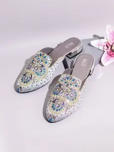Inc 5 Women Embellished Ethnic Mules Flats