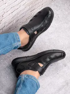 The Roadster Lifestyle Co. Men Light Weight Shoe Style Sandals