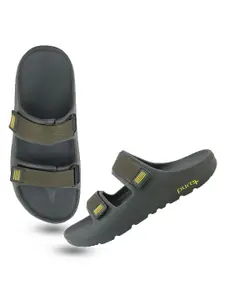 WELCOME Men Self Design Sliders