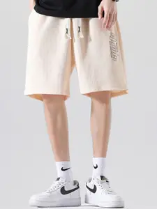 StyleCast x Revolte Men Mid-Rise Regular Fit Knee Length Shorts