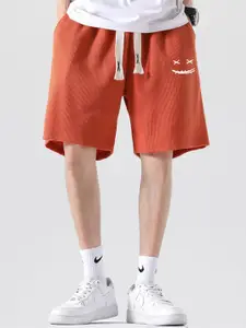 StyleCast x Revolte Men Mid-Rise Regular Fit Knee Length Shorts