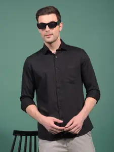 Crimsoune Club Men Classic Slim Fit Solid Casual Shirt