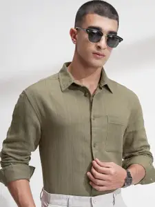 HIGHLANDER Men Comfort Relaxed Fit Vertical Striped Spread Collar Cotton Casual Shirt