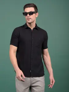 Crimsoune Club Men Classic Fit Textured Spread Collar Cotton Casual Shirt