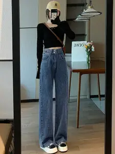 The Roadster Lifestyle Co. Women Straight Fit Mid-Rise Jeans