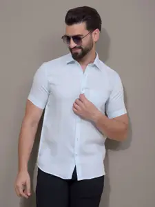 Crimsoune Club Men Classic Fit Solid Spread Collar Cotton Casual Shirt