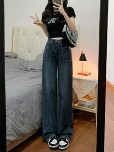 The Roadster Lifestyle Co Men Straight Fit Mid-Rise Jeans