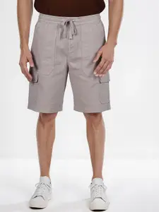 Celio Men Regular Fit Mid-Rise Cargo Shorts