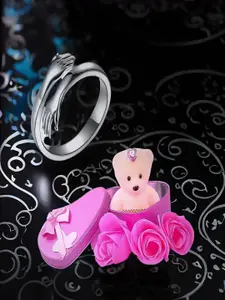 DIVASTRI Silver-Plated Hand Foldover Hug Adjustable Finger Ring