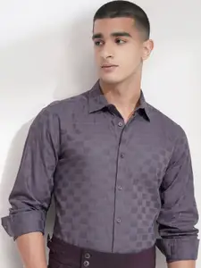 HIGHLANDER Men Comfort Fit Textured Spread Collar Cotton Casual Shirt