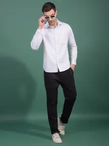 Crimsoune Club Men Classic Fit Checked Spread Collar Cotton Casual Shirt