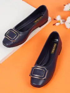 Flat n Heels Round Toe Ballerinas