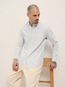 THE BEAR HOUSE Men Vertical Striped Button-Down Collar Cotton Casual Shirt