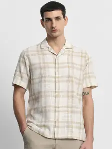 Mufti Men Relaxed Fit Textured Cuban Collar Casual Shirt