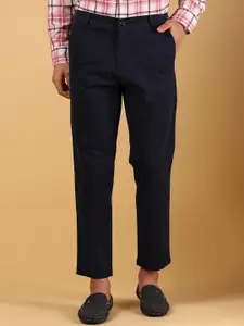 V-Mart Men Mid-Rise Slim Fit Chinos