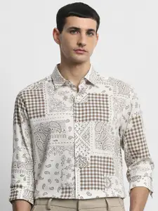 Mufti Men Slim Fit Ethnic Motifs Printed Spread Collar Casual Shirt