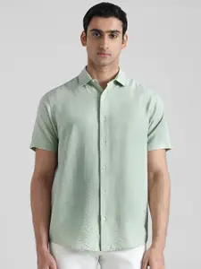 Mufti Men Textured Spread Collar Casual Shirt