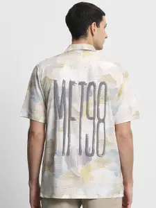 Mufti Men Relaxed Fit Abstract Printed Cuban Collar Casual Shirt