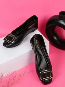 Flat n Heels Round Toe Ballerinas