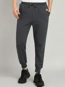 Alan Jones Men Mid Rise Joggers