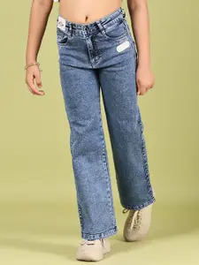 V-Mart Girls Regular Fit Mid-Rise Light Fade Cotton Jeans