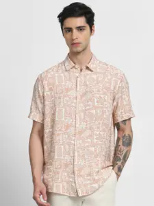 Mufti Men Floral Printed Spread Collar Casual Shirt