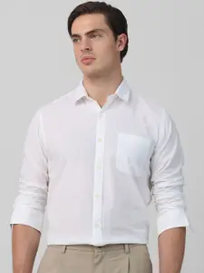 Mufti Men Slim Fit Solid Spread Collar Casual Shirt