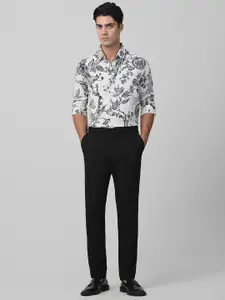 Mufti Men Slim Fit Floral Printed Spread Collar Casual Shirt