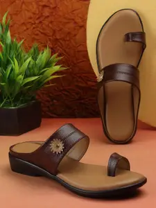 Killer Women One Toe Flats