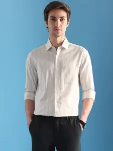 Arrow Men Slim Fit Opaque Striped Formal Shirt