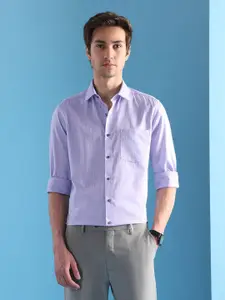 Arrow Men Classic Opaque Striped Formal Shirt