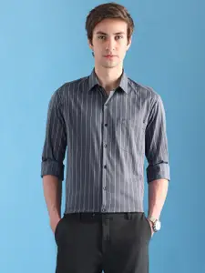 Arrow Men Slim Fit Opaque Striped Formal Shirt