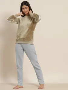 Sweet Dreams Women Round Neck Long Sleeves Sweatshirt